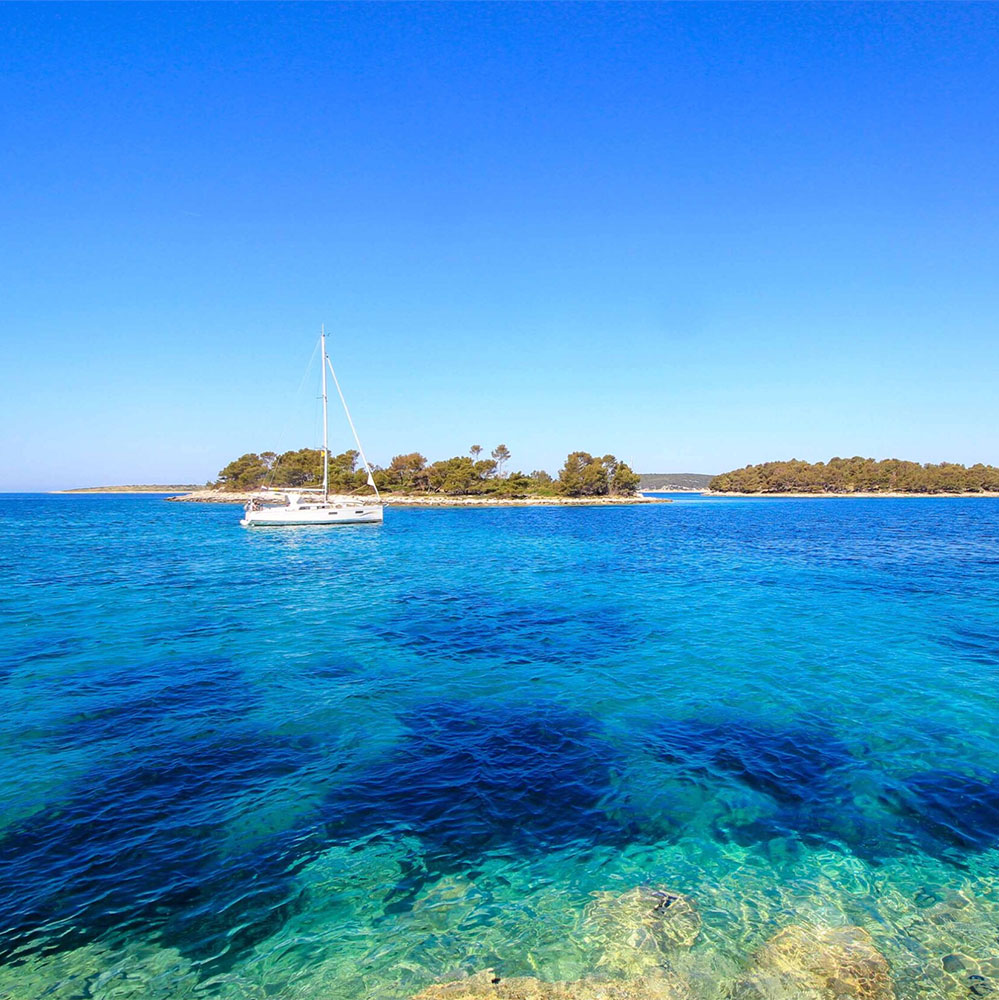 Sailing Tours